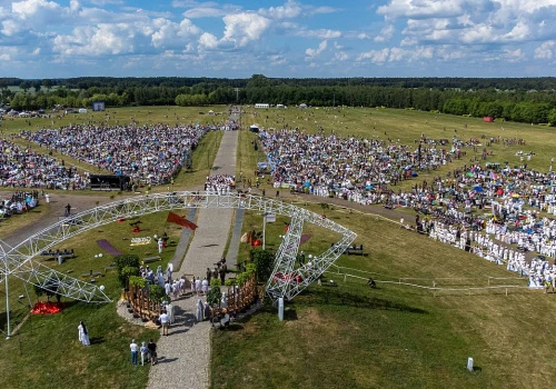 30. Ogólnopolskie Spotkanie Młodych Lednica 2000