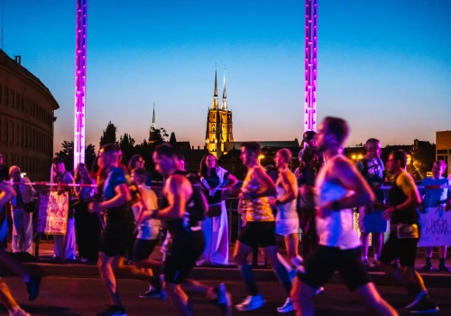 Zmiany w ruchu i cała trasa 12. Tarczyński Nocnego Wrocław Półmaratonu