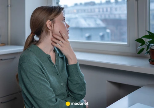 Nachodzą cię czasami takie myśli? Psycholog uspokaja: towarzyszą człowiekowi od wieków