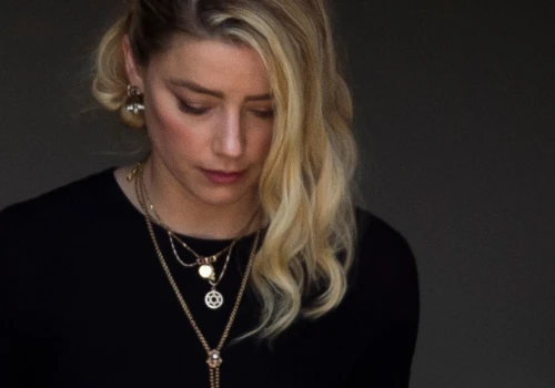 Amber Heard to tylko kropla w morzu kobiet, które zostały 