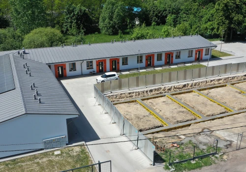 Człuchów odbudowuje mieszkania komunalne. Trzeci budynek na finiszu