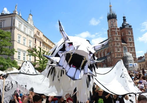 Wielkie smoki znów w centrum Krakowa. Tak wyglądała Parada Smoków 2026