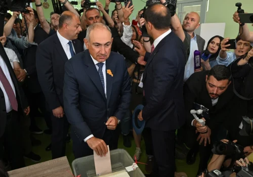 Armenia wybiera między Rosją a Europą. Są wyniki exit poll