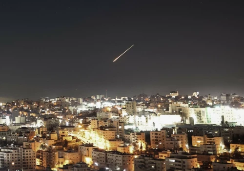 Syreny w Izraelu. Iran wystrzelił pociski