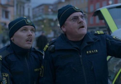 Nieudany rabuś bankowy wziął zakładników na dniu otwartym. A kiedy policja weszła do mieszkania, było puste