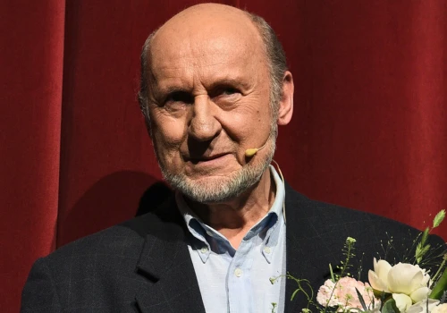 Piotr Fronczewski kończy 80 lat. 