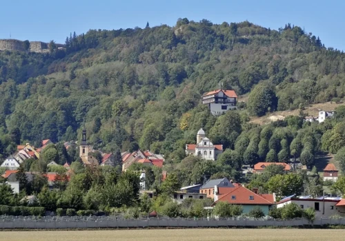 STOSZOWICE. Prawie 10 milionów złotych dla gminy. Powstanie nowa remiza, odbudują też kolejną