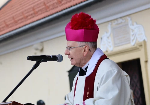 Arcybiskup Marek Jędraszewski zdecydowanie o sytuacji w Polsce. „Aprobata morderców dzieli”