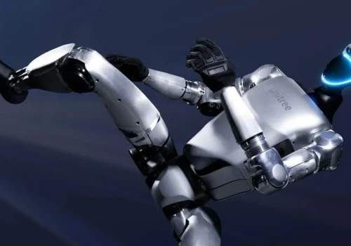 Robot-klaun skopał dziecko na pokazie. To nie Terminator, to ludzka głupota