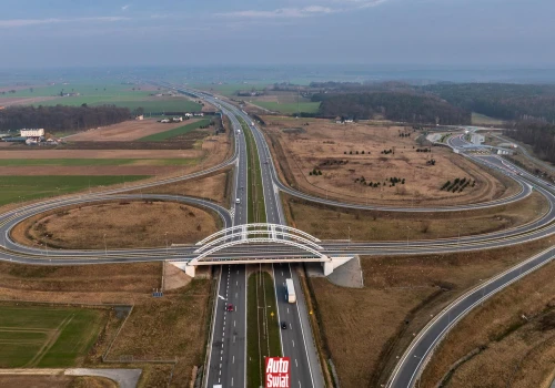 A1 między Toruniem a Bydgoszczą zyska trzeci pas. Wiadomo, kiedy kierowcy nimi pojadą