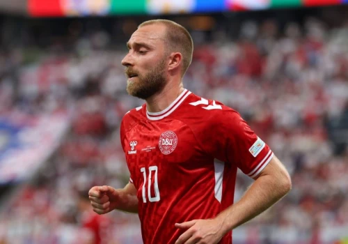 Christian Eriksen znów zasłabł na murawie. Teraz lekarz kadry wyjawił, co się stało