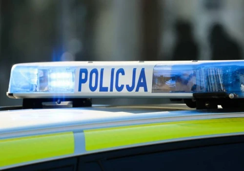 Sekundy od tragedii w Szczecinie. 22-latka stała na krawędzi dachu