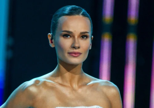 Najpiękniejsza kreacja festiwalu w Opolu? Natalia Szroeder skradła show