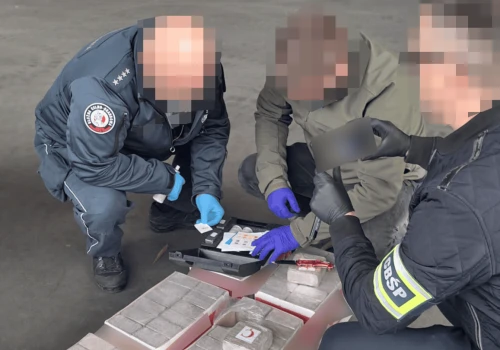 Służby udaremniły jedną z największych prób przemytu heroiny do Polski