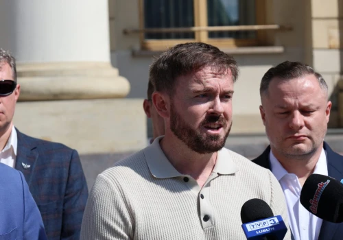 Konferencja Ruchu Narodowego w Lublinie po ataku na mieszkańca. Grzegorz Jurak: „Chciałbym dalej czuć się bezpiecznie”