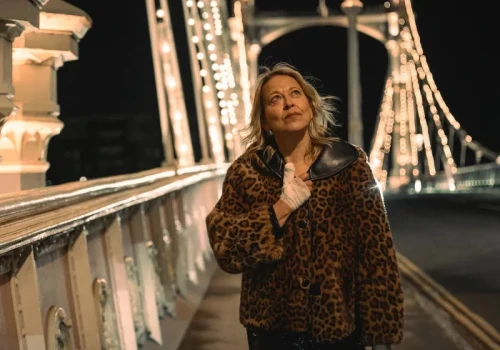 W Cannes okrzyknięto go „najlepszym serialem”. 6-odcinkowa perełka już w sieci!