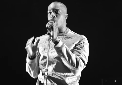 Tragiczna śmierć zdobywcy Grammy. Światowe gwiazdy żegnają Talaya Rileya