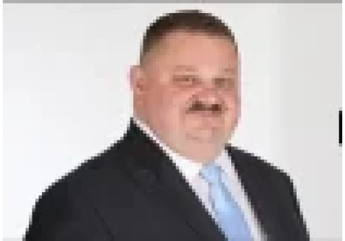 Nawet 100 tys. zł kary za telefon po pracy. A w Polsce co?