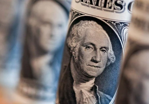 BMO Capital Markets oczekuje umocnienia dolara