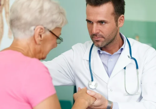 Seniorzy czekają na zmiany. RPO alarmuje w sprawie geriatrii