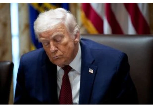 Trump zbliża się do niechlubnego rekordu. Nowy sondaż