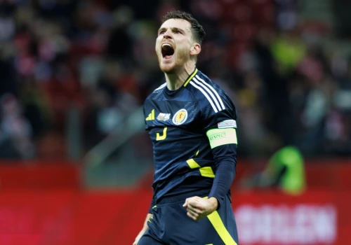Kapitan Szkocji Andy Robertson czyta emocjonalny list Rute Cardoso, żony Diogo Joty