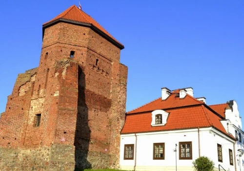 Zamek w Liwie na Mazowszu. Historia, legendy i atrakcje turystyczne