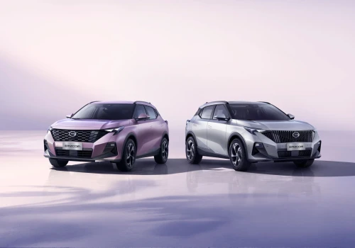 Chińczycy nie tylko na prąd. Spalinowy SUV GAC EMZOOM debiutuje w Polsce