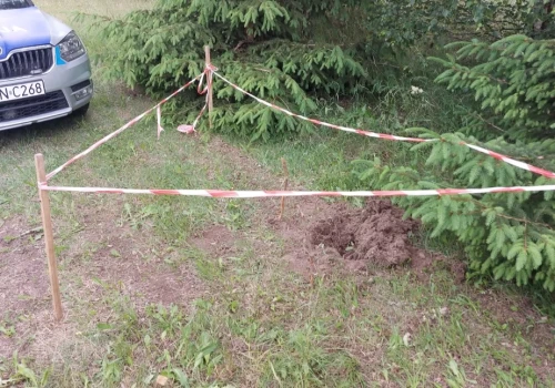 Saperzy w Chojniczkach. Niebezpieczne znalezisko na placu rekreacyjnym