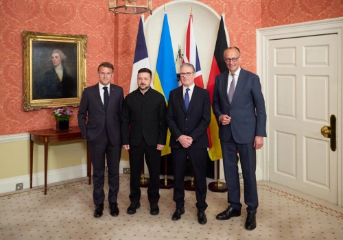 Skandaliczne zachowanie. Zełenski lekceważy Polskę i szkodzi Ukrainie! Brak Tuska w Londynie