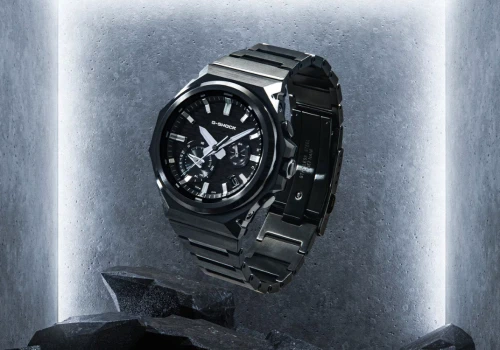 Nowy G-Steel pokazuje, że pancerny zegarek nie musi być wielki jak kompas wojskowy