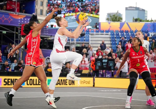 Warszawa. Amerykanki i Łotysze mistrzami świata w koszykówce 3×3