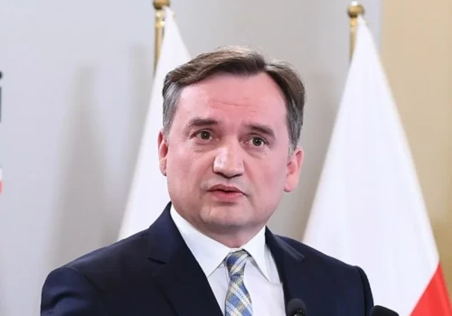Ziobro uderza w Żurka. „Miał być spektakl, a jest kompromitacja”