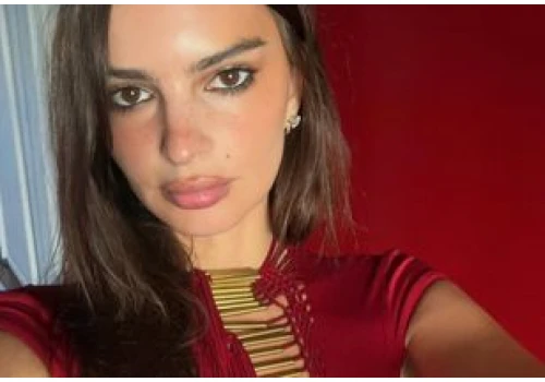 Urodzinowa stylizacja Ratajkowski. Mało kto by się odważył