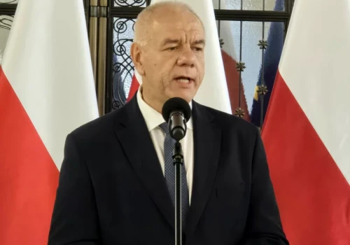 PiS ma kolejne stowarzyszenie. Prezes Sasin wspiera Czarnka