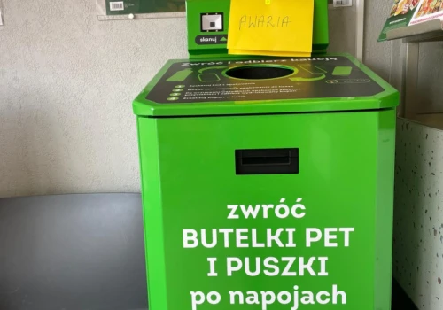 Kaucyjny zgrzyt w Żabce. Klienci alarmują, sieć odpowiada