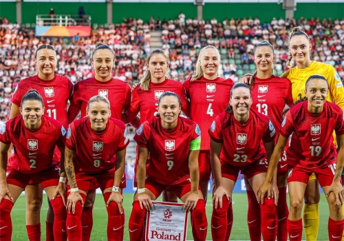 Piłka Nożna: Polska przegrała z Holandią. Biało-Czerwone zakończyły eliminacje MŚ 2027 porażką 1:3