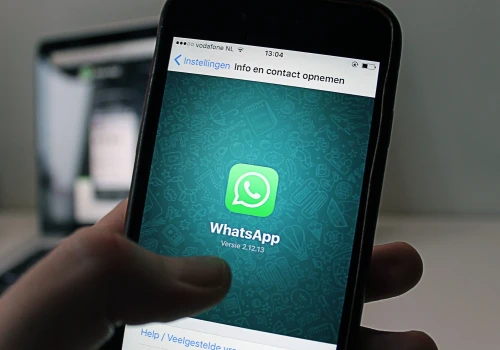 Boty AI innych twórców pojawią się we WhatsApp-ie. Meta zmuszona do zniesienia blokady
