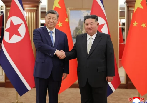 Chłodna randka Kima z Xi