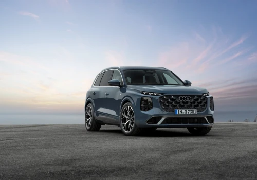 Nowe Audi Q7 2026. Diesel V6, quattro i do siedmiu miejsc. Polska cena będzie kluczowa
