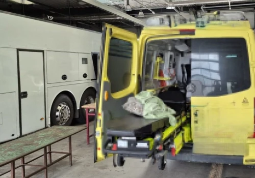 Ukryli papierosy w ambulansie. Funkcjonariusze KAS odkryli sprytny przemyt