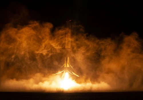 SpaceX leci na giełdę. Akcje można kupić bez rachunku maklerskiego