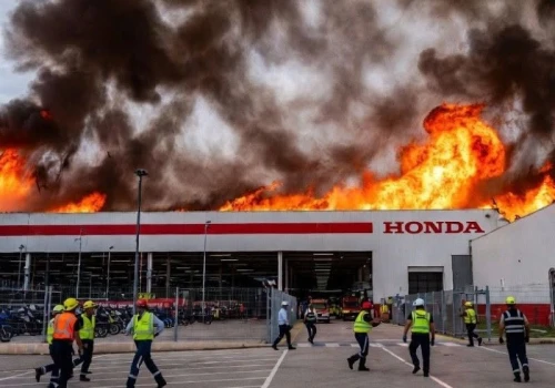 Pożar w hiszpańskim centrum Hondy. Spłonęła hala logistyczna, linie produkcyjne ocalały