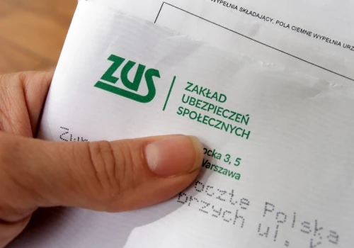 Znikają pieniądze na emerytury. Ludzie tracą setki tysięcy złotych