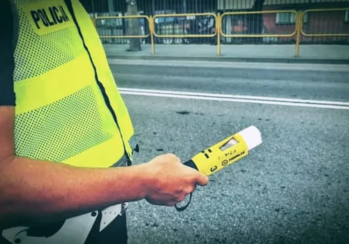 Ponad 1,6 promila za kierownicą ciężarówki do nauki jazdy – następstwa porannej kontroli