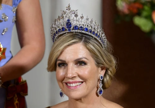 Bankiet u króla. Królowa miała na sobie ponad 700 diamentów