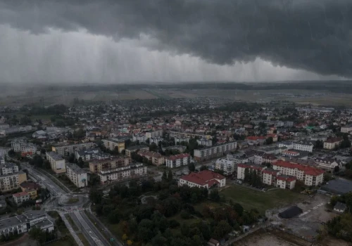 IMGW ostrzega przed intensywnymi opadami deszczu. Alert także dla powiatu wysokomazowieckiego
