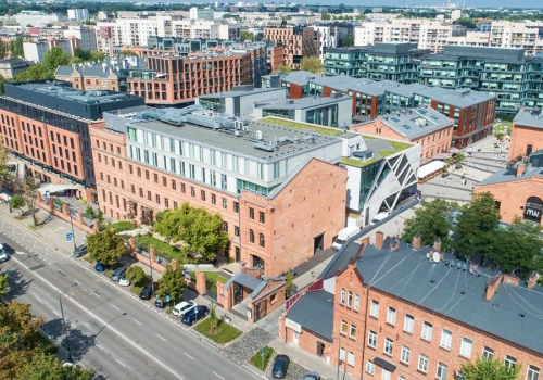 Sirowa Poland wynajmuje biuro w Centrum Praskim Koneser