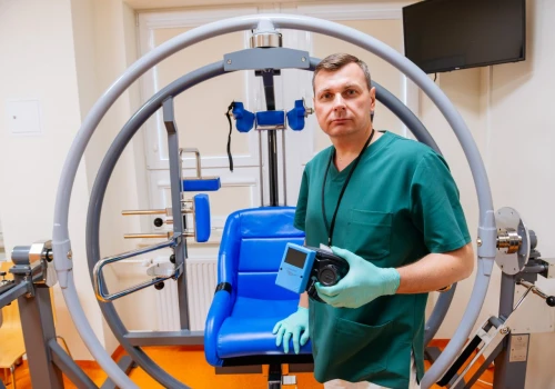 Laryngolodzy z Lublina pomagają pacjentom po nowotworach głowy i szyi. W COZL działa unikatowy ośrodek