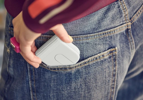 Koniec z wypchaną torbą! Składana myszka Logitech Mobi Fold to rewolucja dla pracujących zdalnie!
